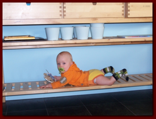 599x448 pixels (169K)